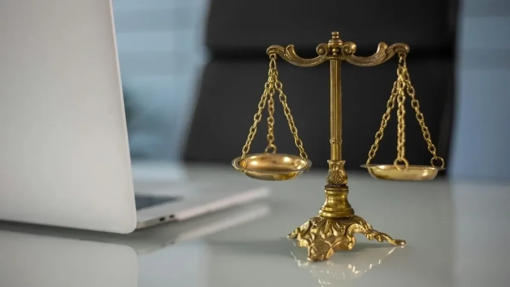 Advogados em Tailândia: Como contratar sem riscos