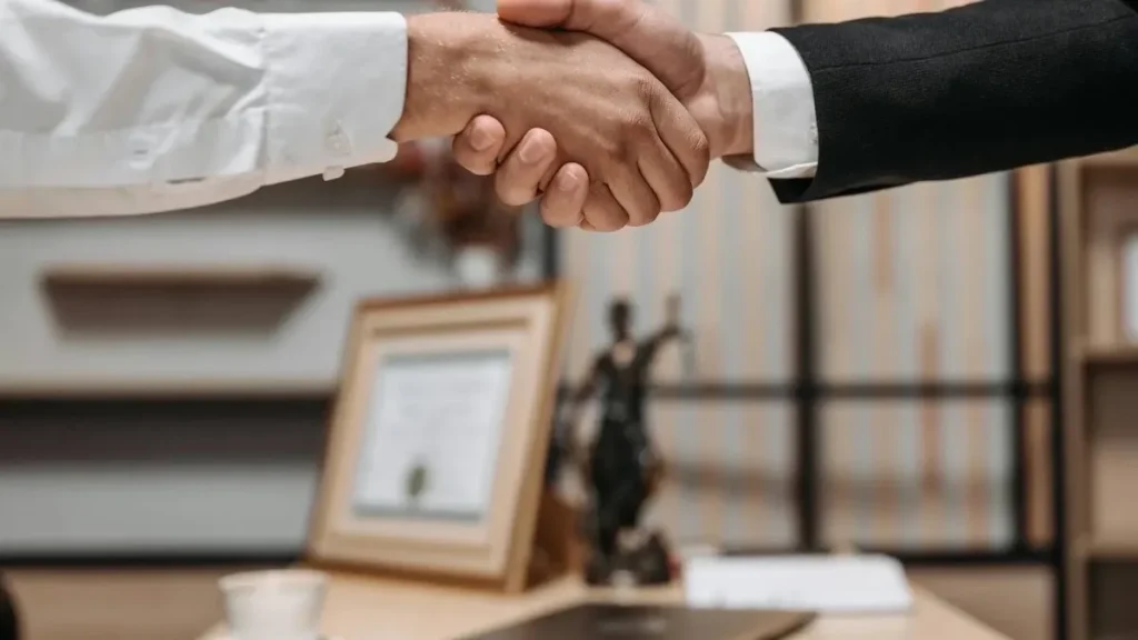 Advogados em Benjamin Constant: Como contratar sem riscos